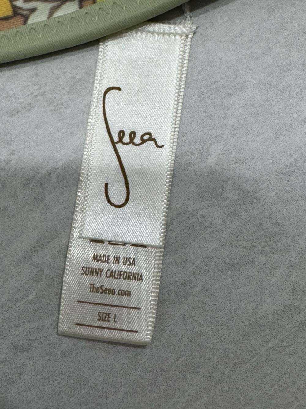 Seea Reversible Bikini Set Size L - Picture 7 of 12